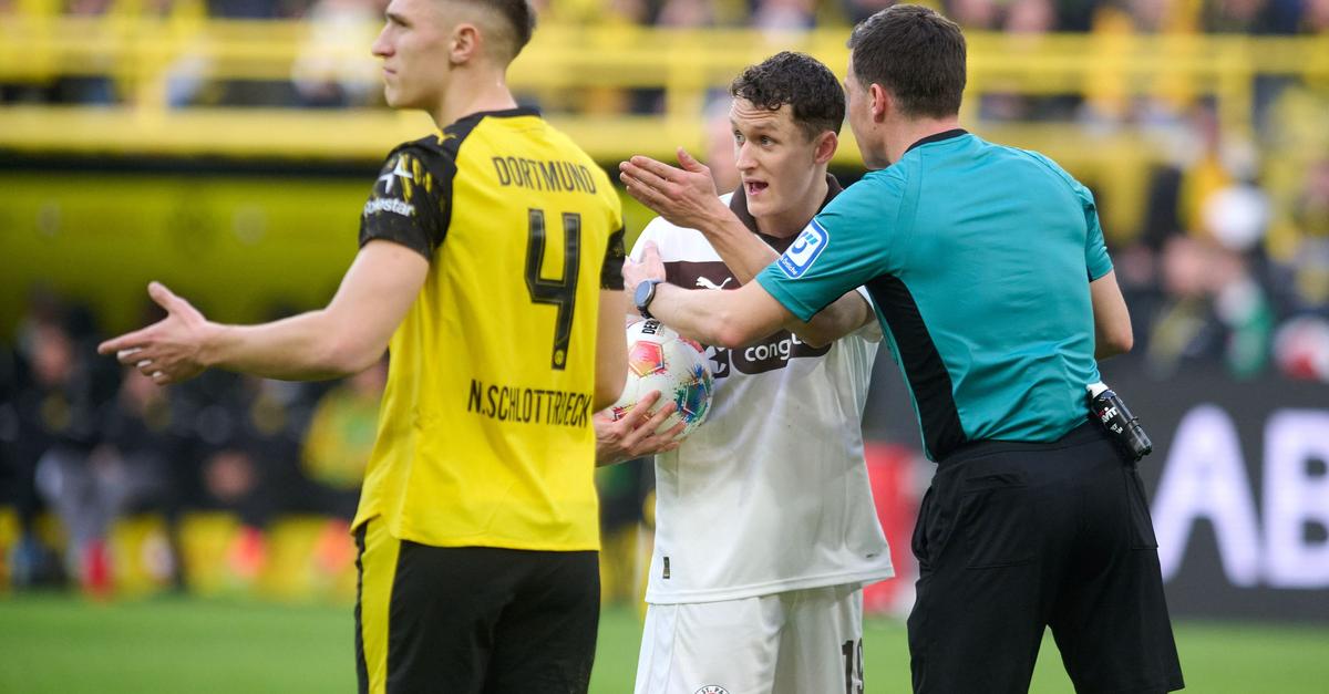 St-Pauli-Coach-Schiri-Kritik-nach-Last-Minute-Elfmeter