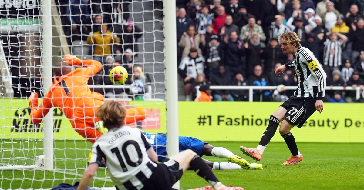 Trotz-Woltemade-Doppelpack-Newcastle-nur-2-2-gegen-Chelsea