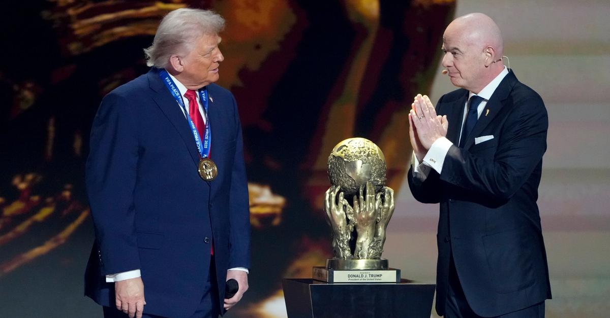 Pro-und-Contra-Soll-Deutschland-Fu-ball-WM-boykottieren-