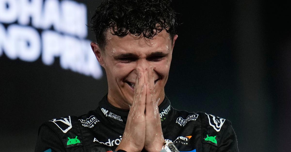 Allein-auf-dem-Sofa-Was-Norris-zum-Titel-getrieben-hat