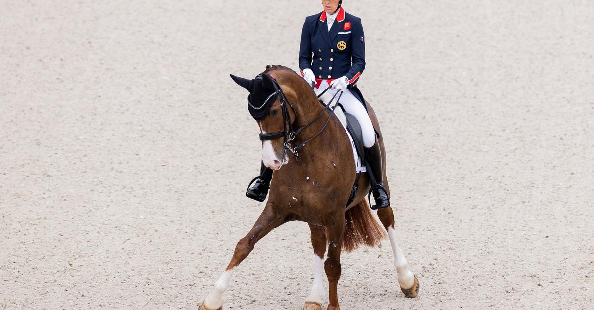 Weltcup-Comeback-nach-Peitschen-Skandal-Dujardin-Zweite