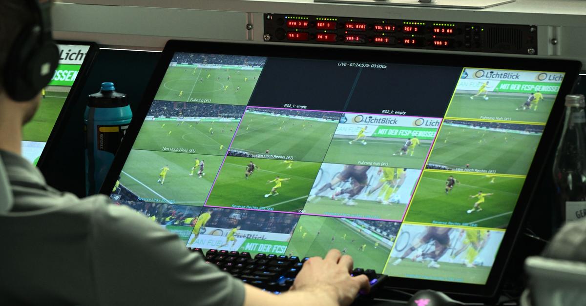 Mehr-Macht-f-r-Video-Referees-Auch-Ecken-auf-Pr-fstand