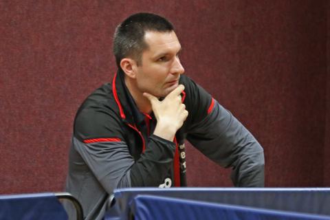 Tischtennis, 2. Bundesliga Süd; TV Leiselheim. Trainer und Mannschaftfsführer Andreas Cipu. Foto: pakalski-press/ Christine Dirigo
