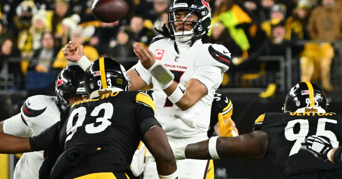 Rodgers-verliert-mit-Steelers-in-Playoffs-Karriere-vorbei-