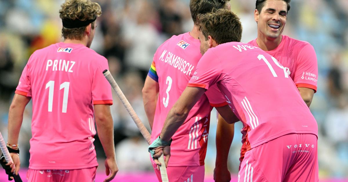 Peillat-rettet-Hockey-Herren-1-1-gegen-England