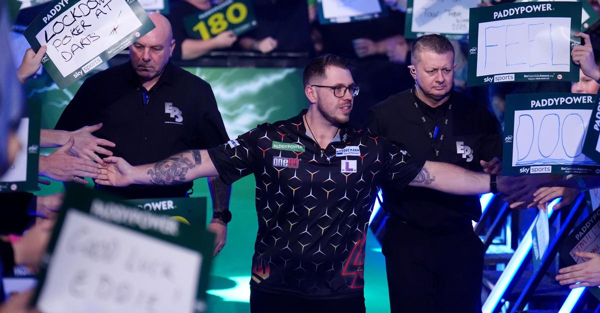 Deutscher-Darts-Profi-Wenig-verliert-bei-WM-Deb-t
