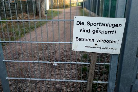 Geschlossene Türen überall: Wann gehen die Tore zu den Sportanlagen in Rheinland-Pfalz und Hessen wieder auf? Archvifoto: Mario Luge 