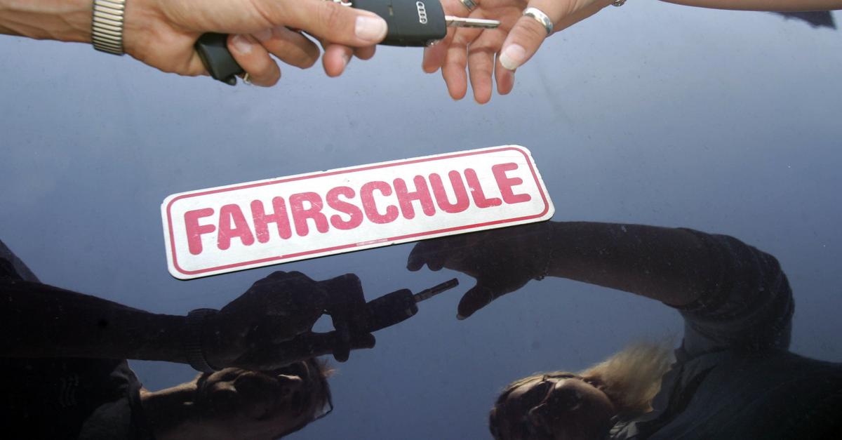 Flaute-bei-Fahrschulen-wegen-geplanter-F-hrerschein-Reform