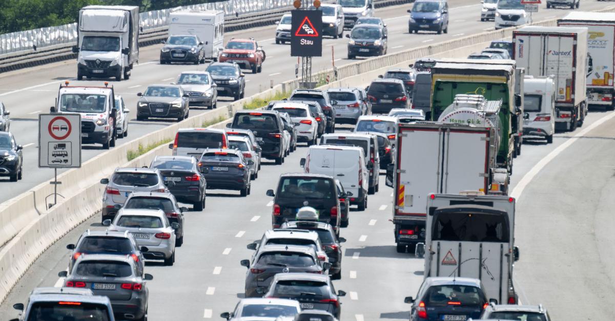 ADAC-fordert-mehr-Geld-f-r-Autobahnen